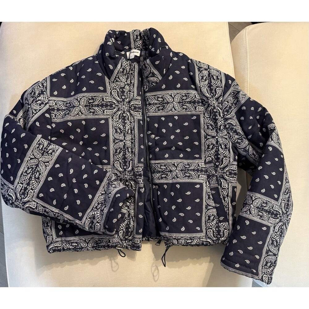 Superdown Bandana Paisley Puffer Jacket Navy Blue White Size L Women’s
